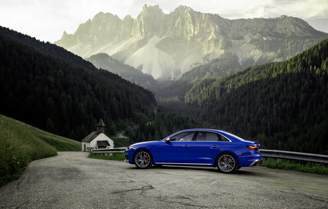 Фото обои синий, Audi, седан, горная дорога, Audi A4, Audi S4, 2019