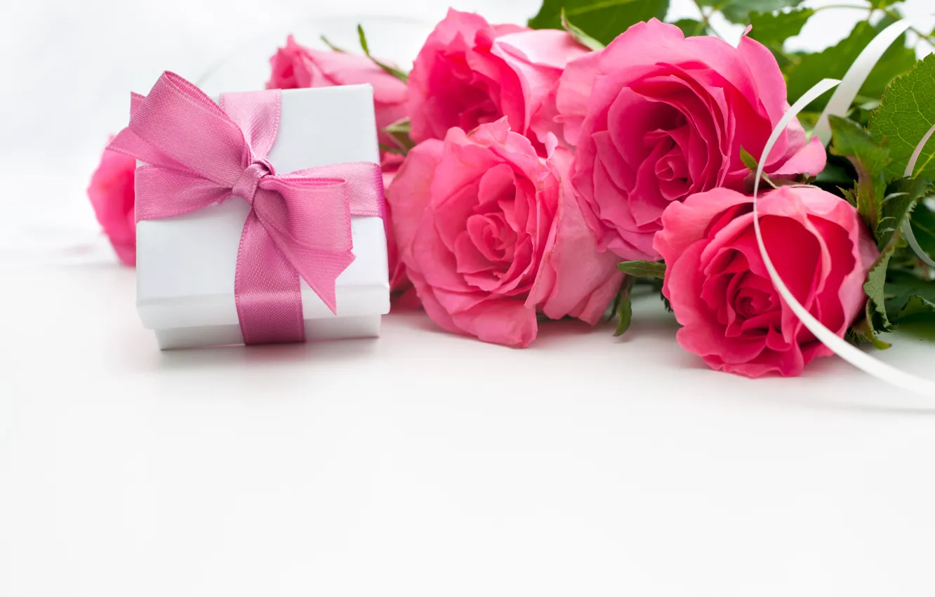 Фото обои коробка, подарок, розы, букет, лента, розовые, бант, Valentine`s day