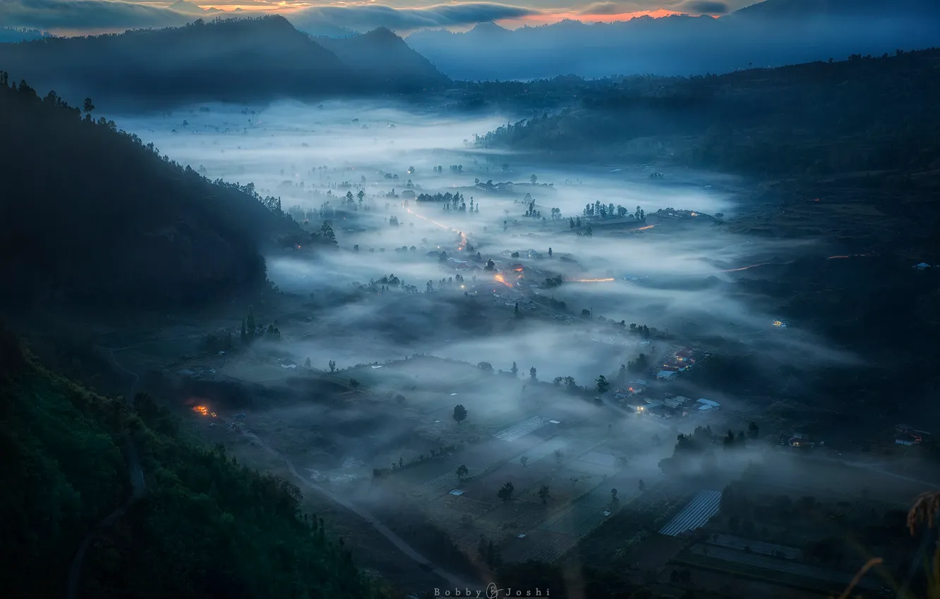 Фото обои горы, туман, утро, долина, Индонезия, остров Бали