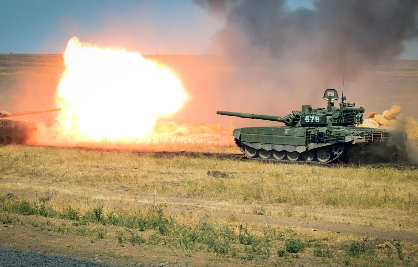 Фото обои огонь, полигон, основной боевой танк, T-72