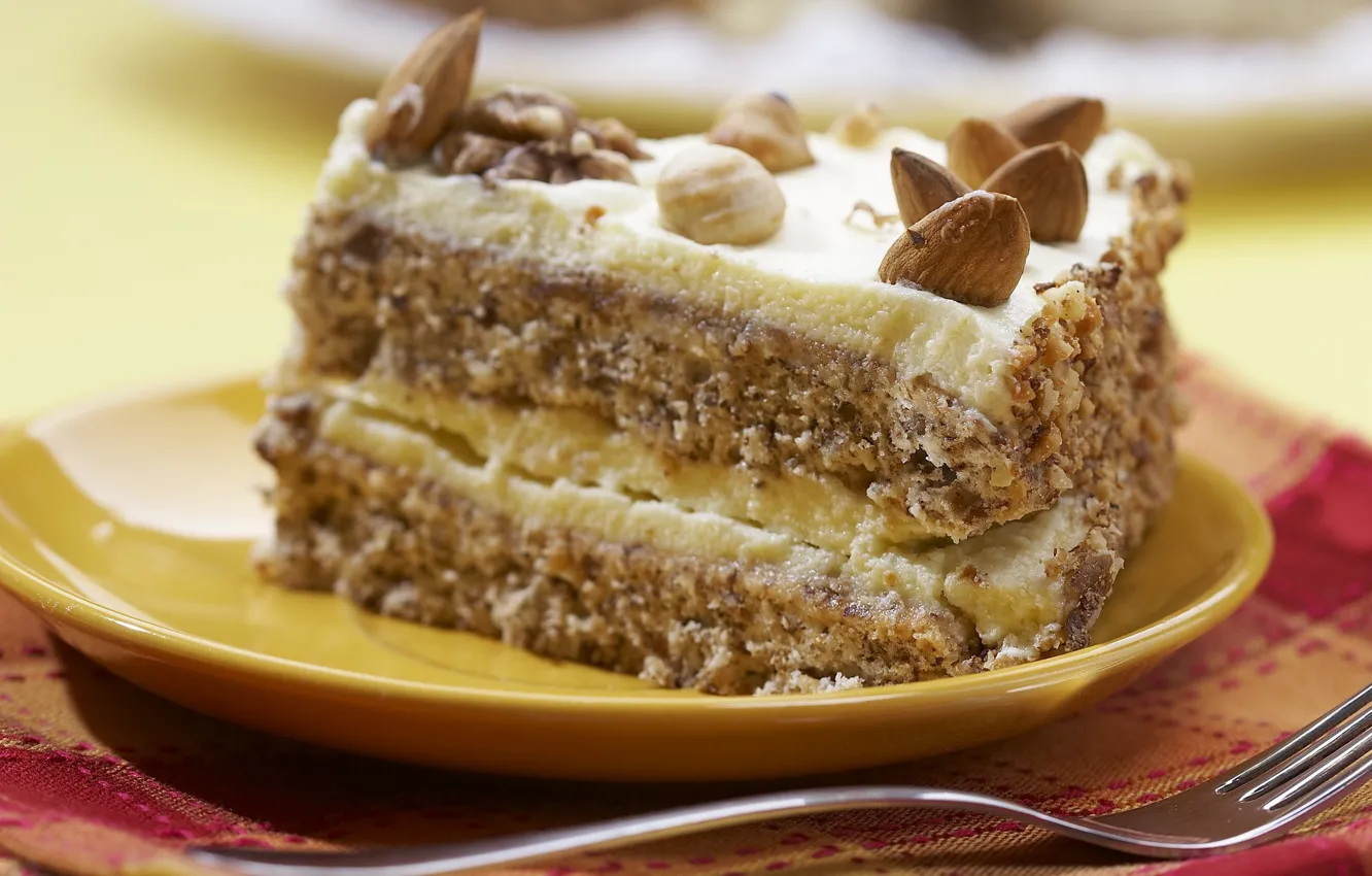 Фото обои торт, вилка, орехи, миндаль