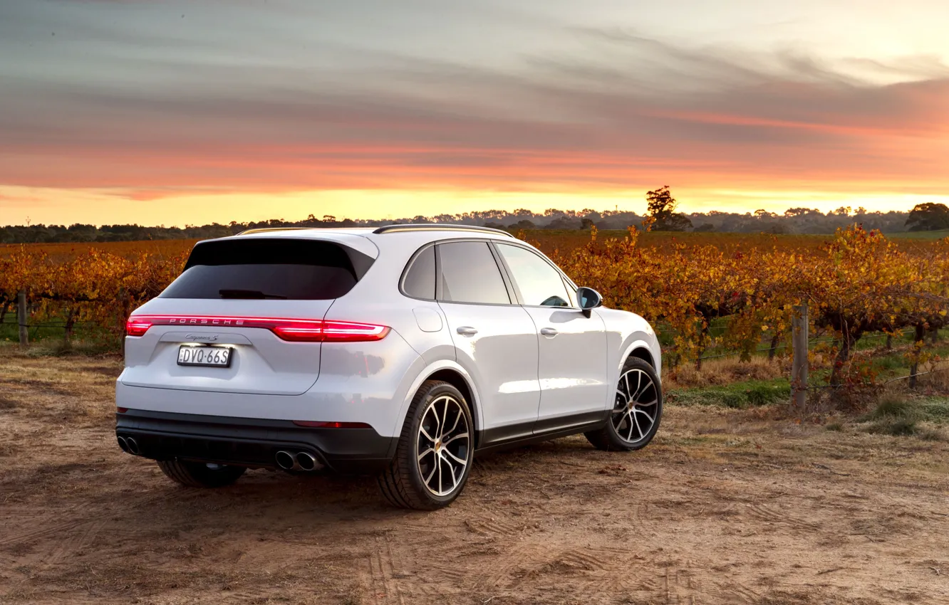 Фото обои закат, Porsche, вид сзади, 2018, кроссовер, Cayenne S