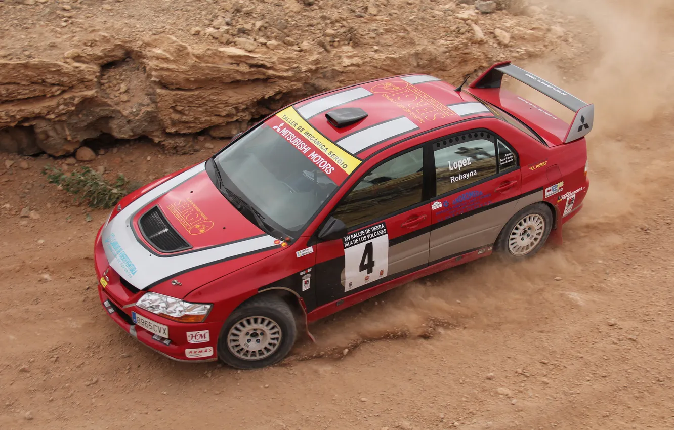 Фото обои Красный, Авто, Спорт, Капот, Mitsubishi, Lancer, Evolution, Вид сверху