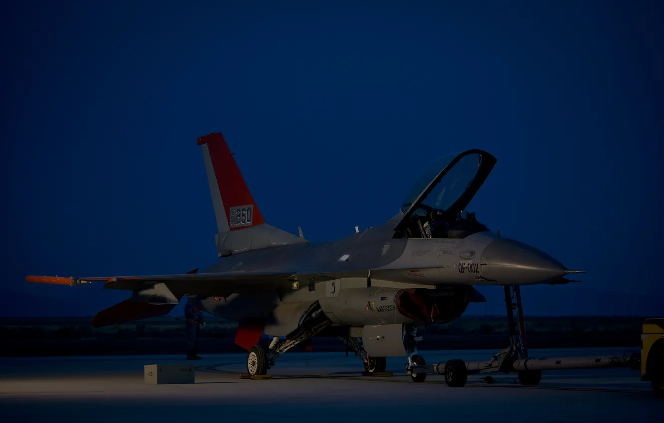 Фото обои вечер, истребитель, F-16, Fighting Falcon, многоцелевой, «Файтинг Фалкон»