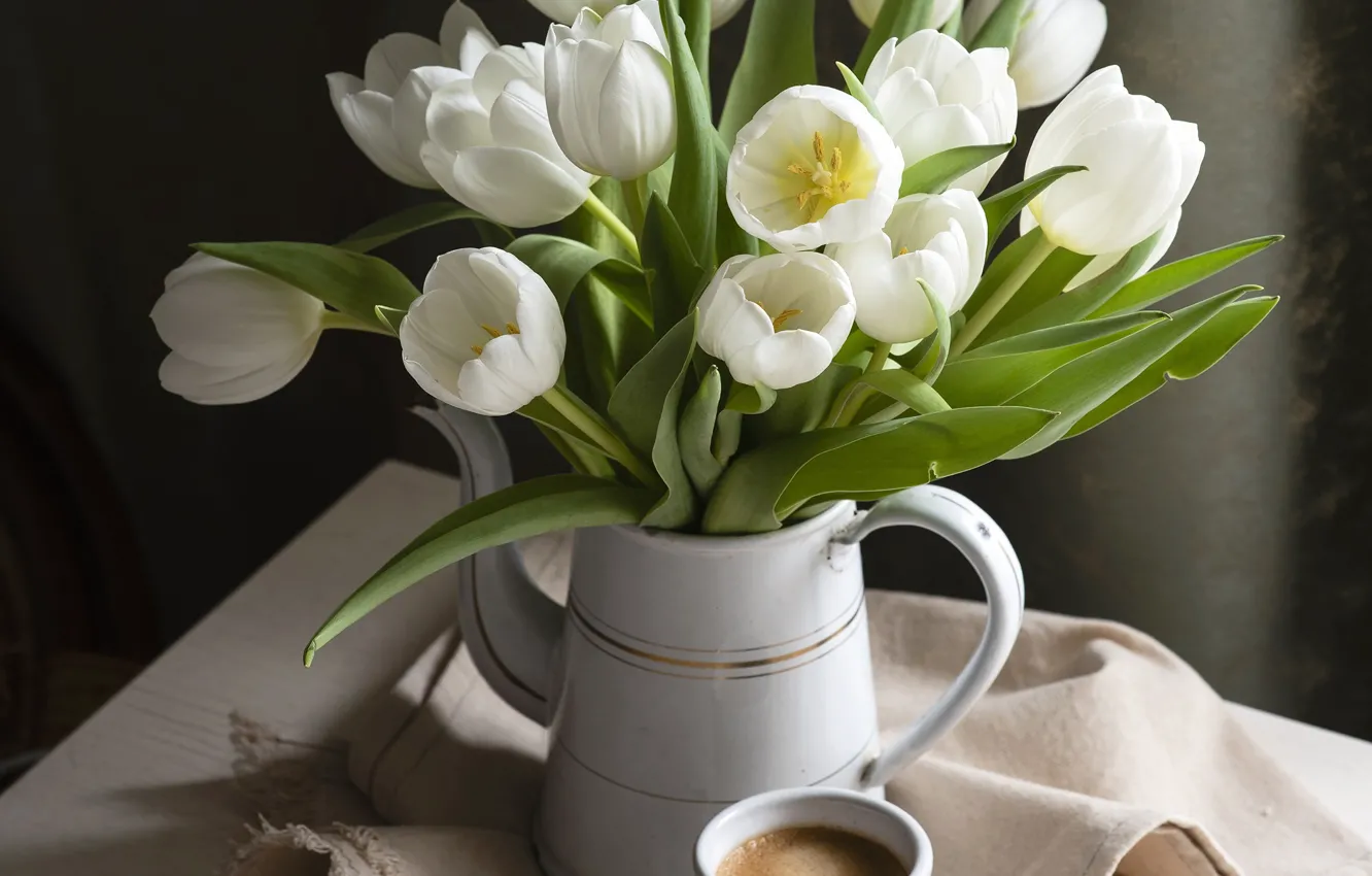 Фото обои цветы, кофе, тюльпаны