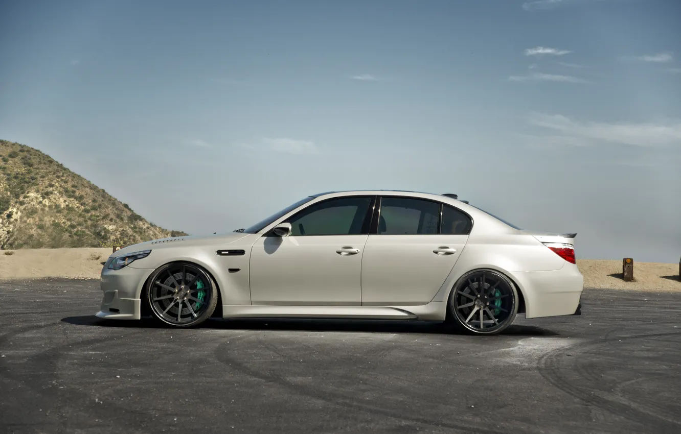Обои BMW, E60, Wheels, Side view, M5 на телефон и рабочий стол, раздел ...