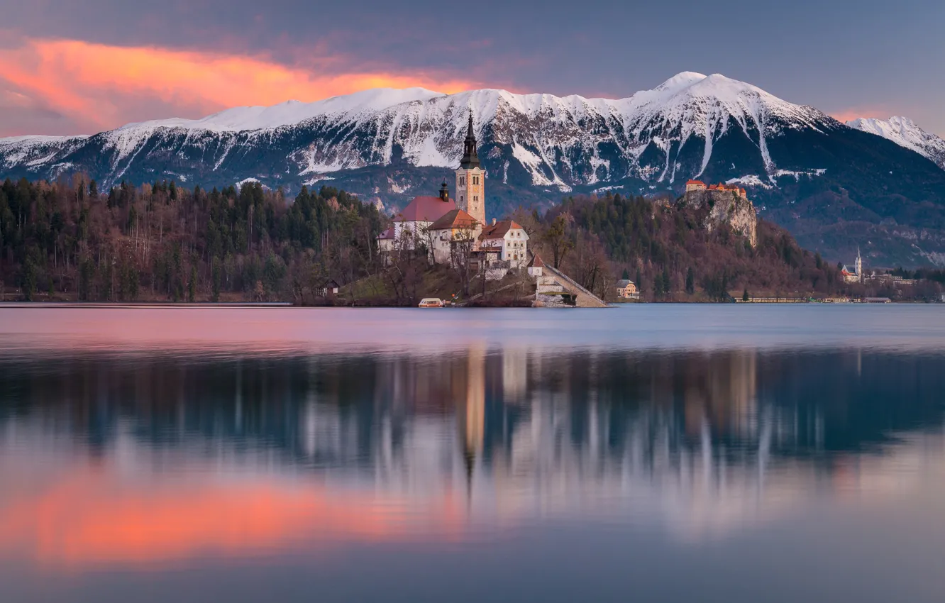 Фото обои закат, горы, озеро, отражение, церковь, Словения, Lake Bled, Slovenia
