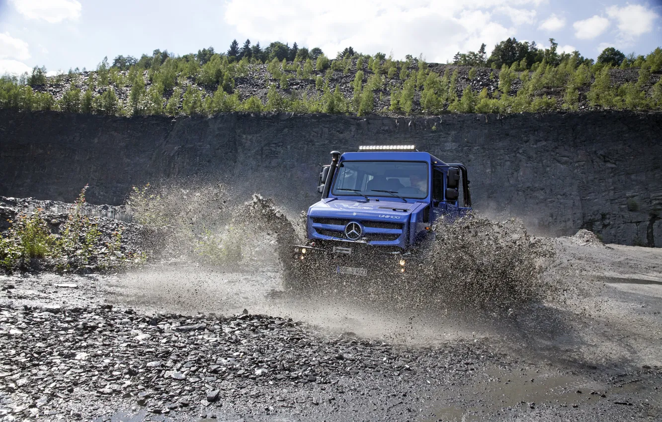 Фото обои Mercedes-Benz, Грузовик, Грязь, Многоцелевой грузовик, Mercedes-Benz Unimog, Multi-purpose truck