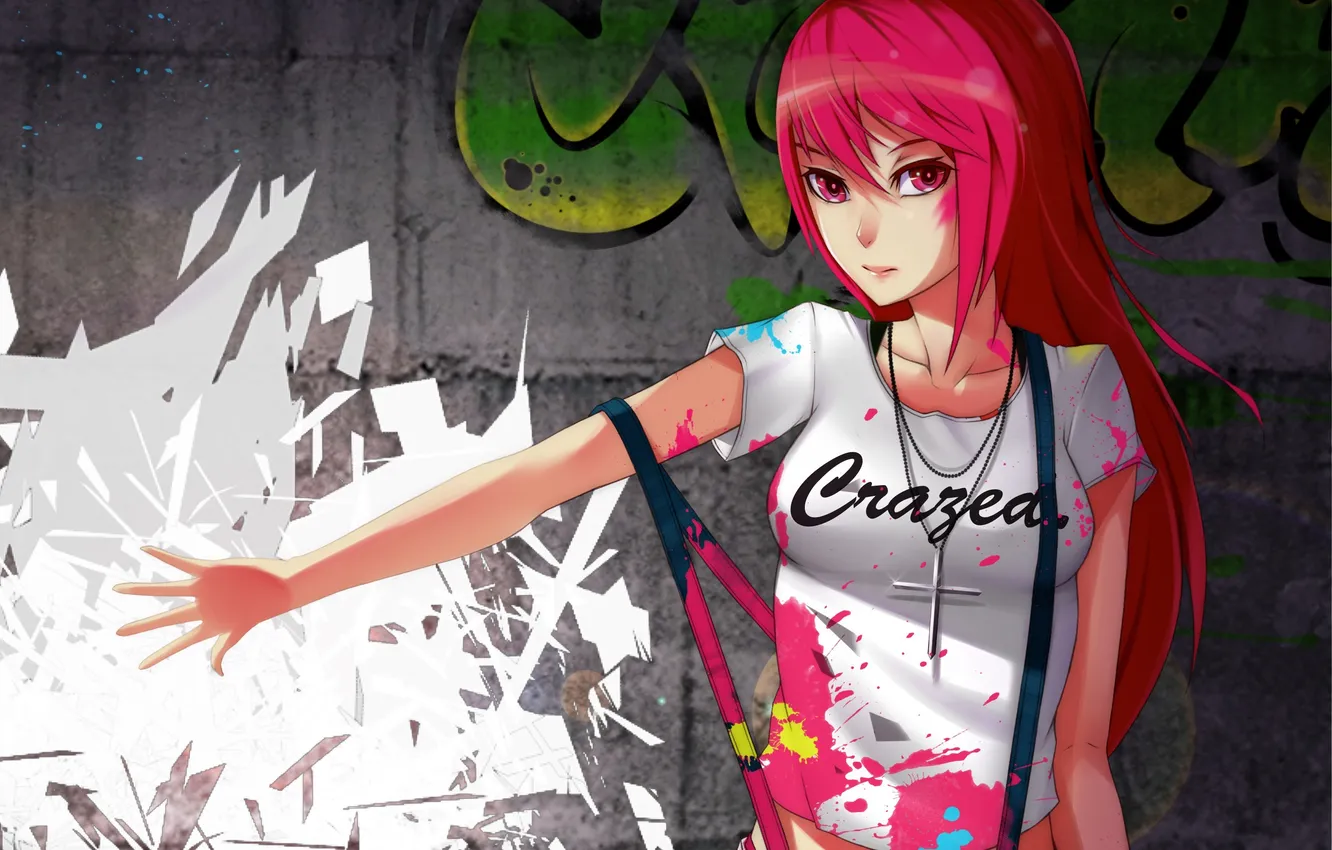 Фото обои девушка, надписи, стена, рука, арт, графити, крестик, розовые волосы