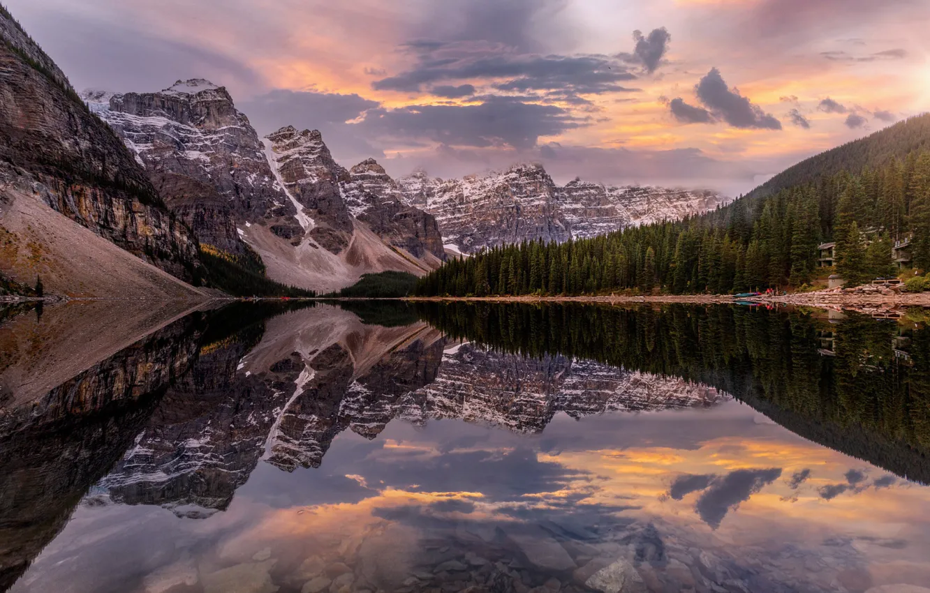 Фото обои лес, небо, закат, горы, озеро, отражение, Канада, Perry Hoag