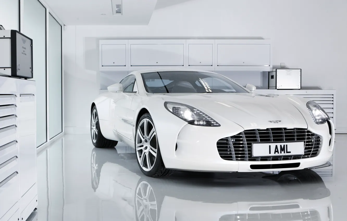 Фото обои белый, отражение, Aston Martin, бокс, астон мартин, white, One-77
