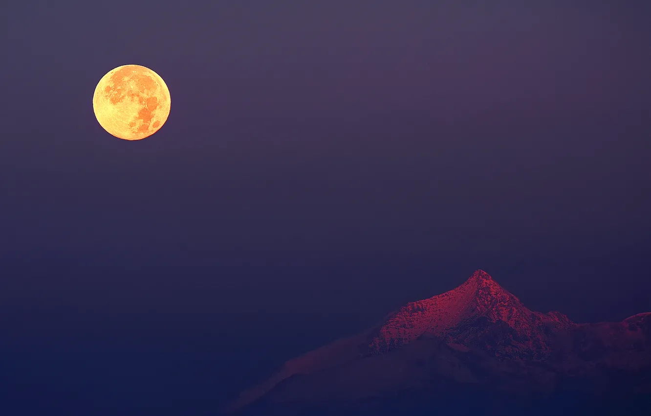 Фото обои Луна, Альпы, Италия, Rochemelon