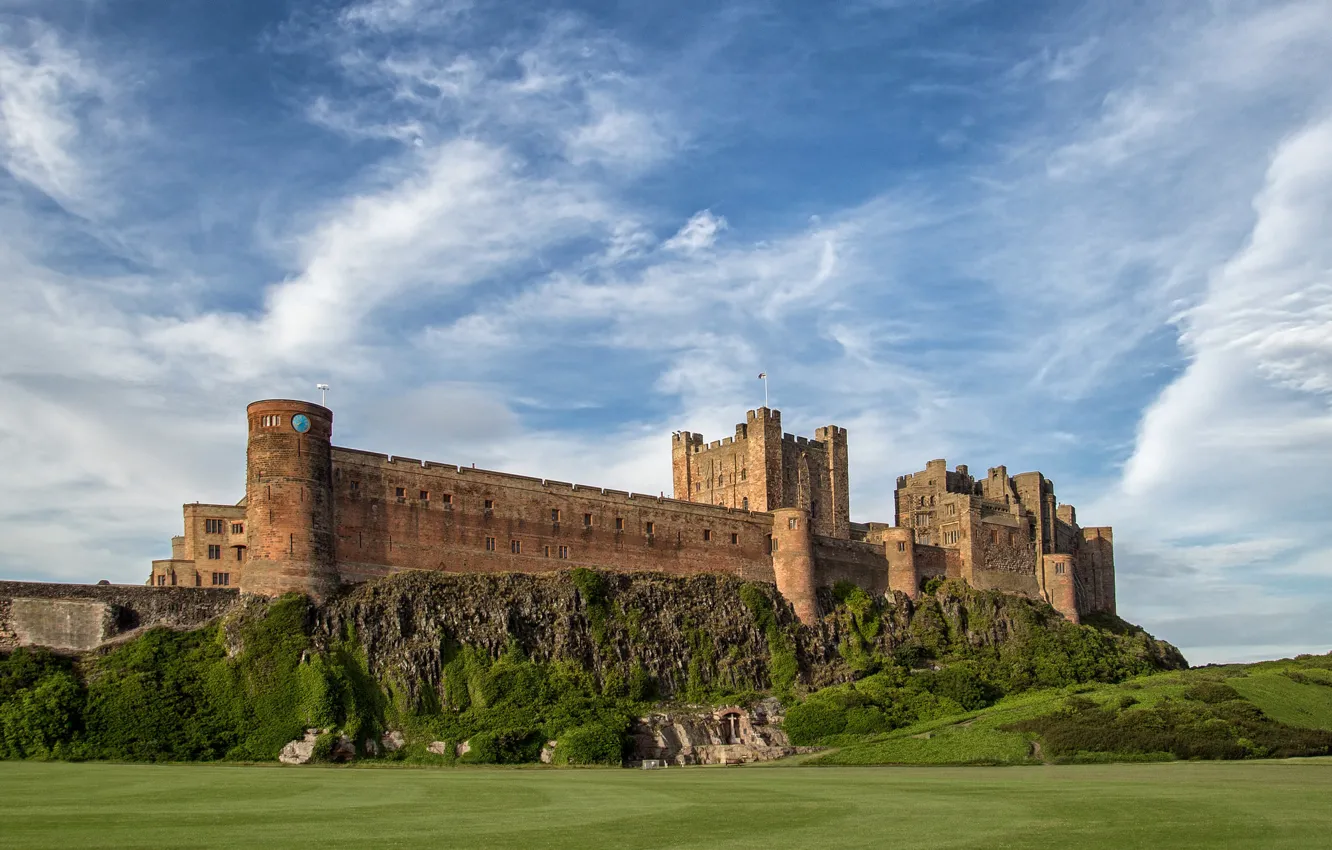 Фото обои небо, замок, Шотландия, Bamburgh Castle