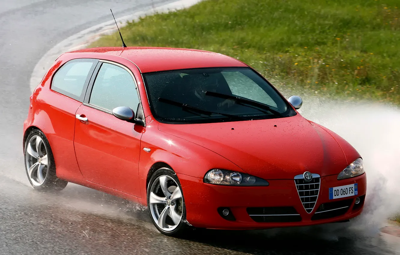 Фото обои Red, Alfa, Romeo, 147, Alfa 147, Alfa Romeo cars, Alfa Romeo 147 Wallpaper, Alfa Romeo …