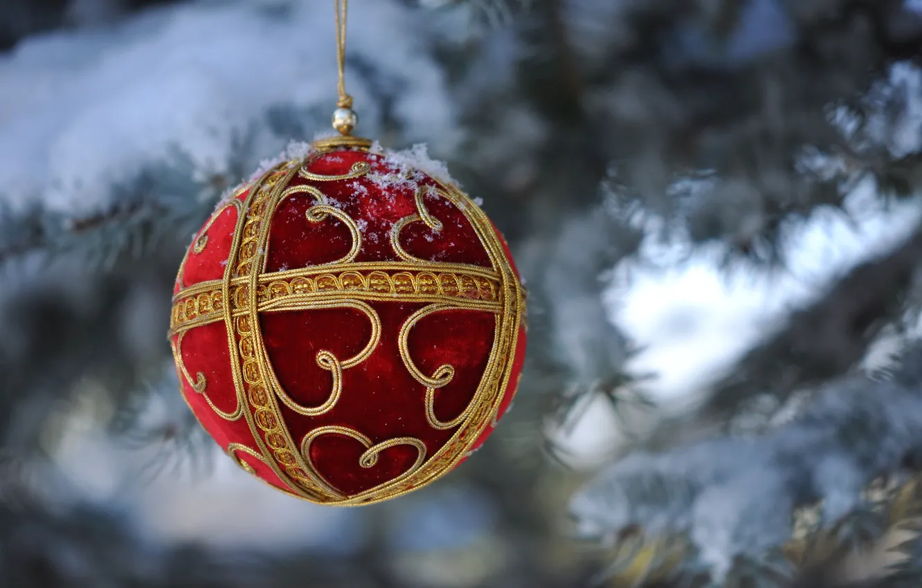 Фото обои макро, снег, игрушка, елка, шарик, Новый Год, Рождество, украшение