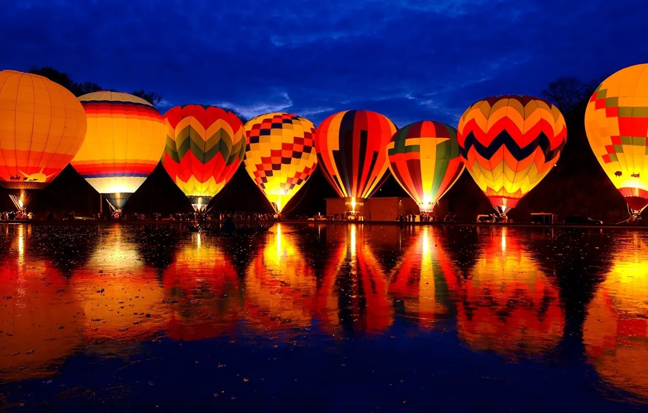 Фото обои воздушные шары, Ночь, красивая подсветка