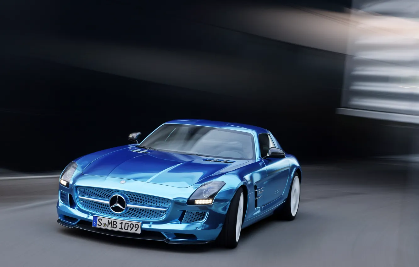 Фото обои движение, купе, Mercedes-Benz, скорость, технологии, AMG, SLS, coupe