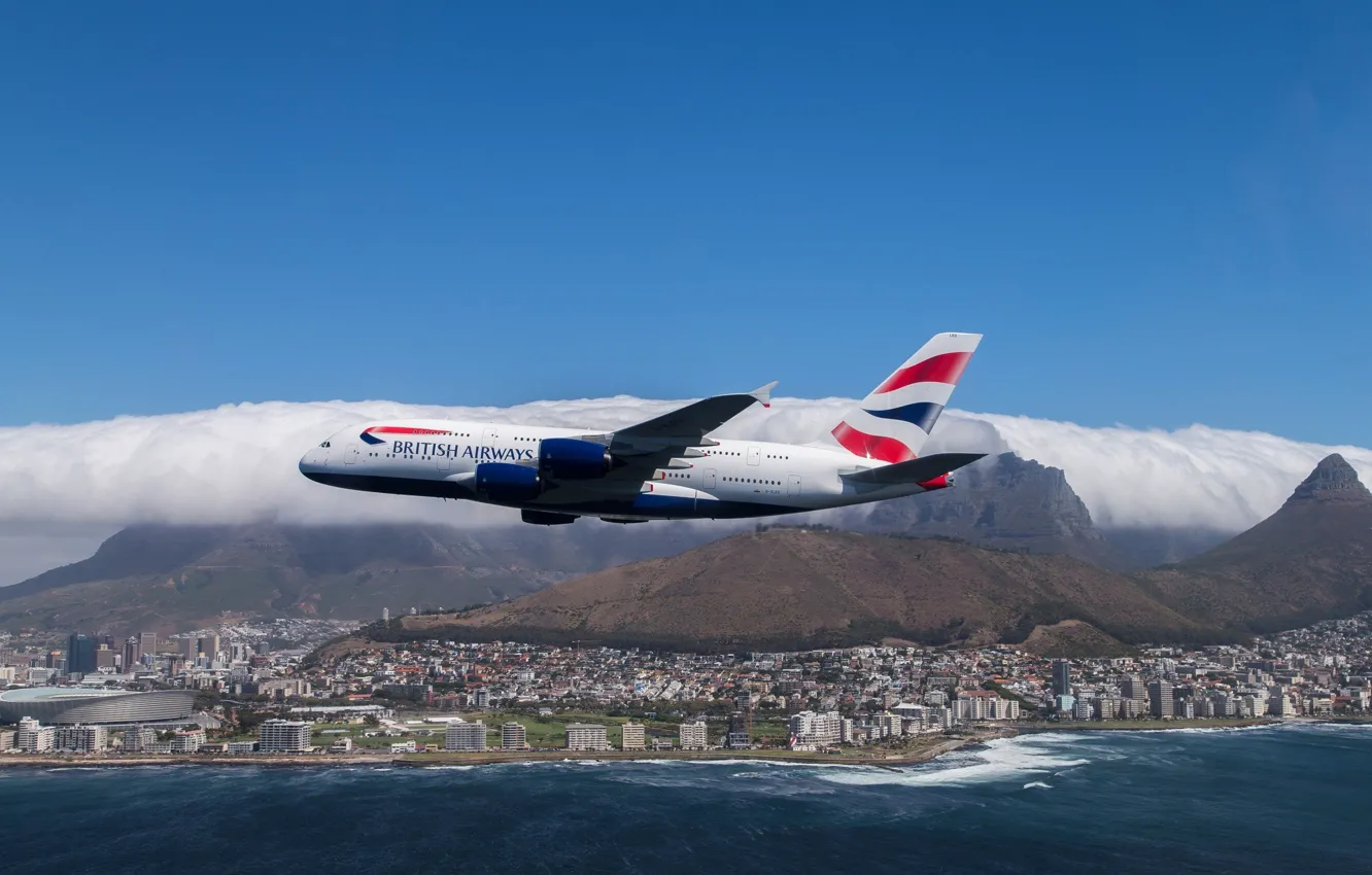 Фото обои море, небо, город, полёт, Airbus, Аэробус, British Airways, А380
