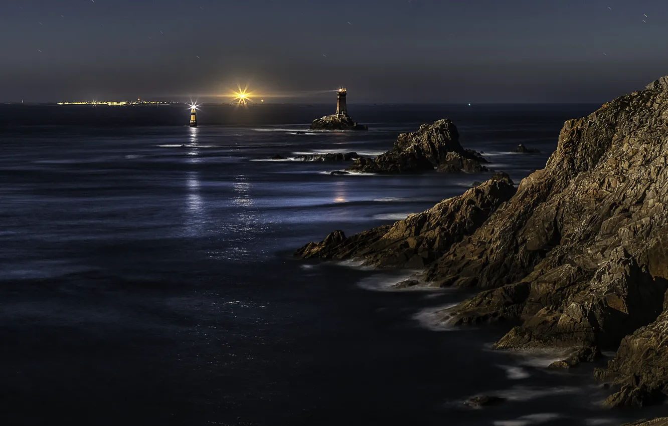 Фото обои море, свет, пейзаж, ночь, природа, камни, скалы, Франция