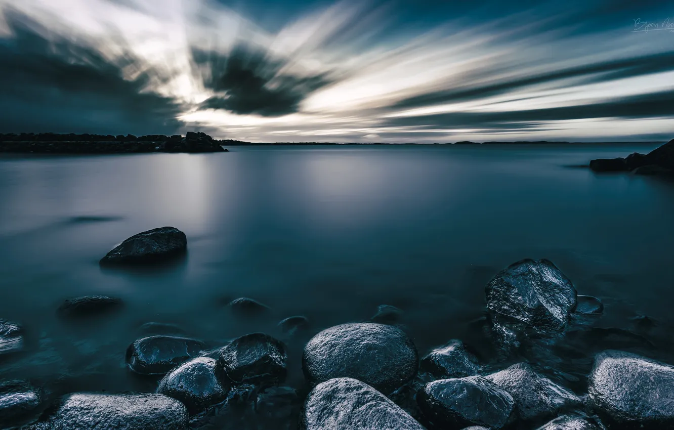 Фото обои море, ночь, камни, берег