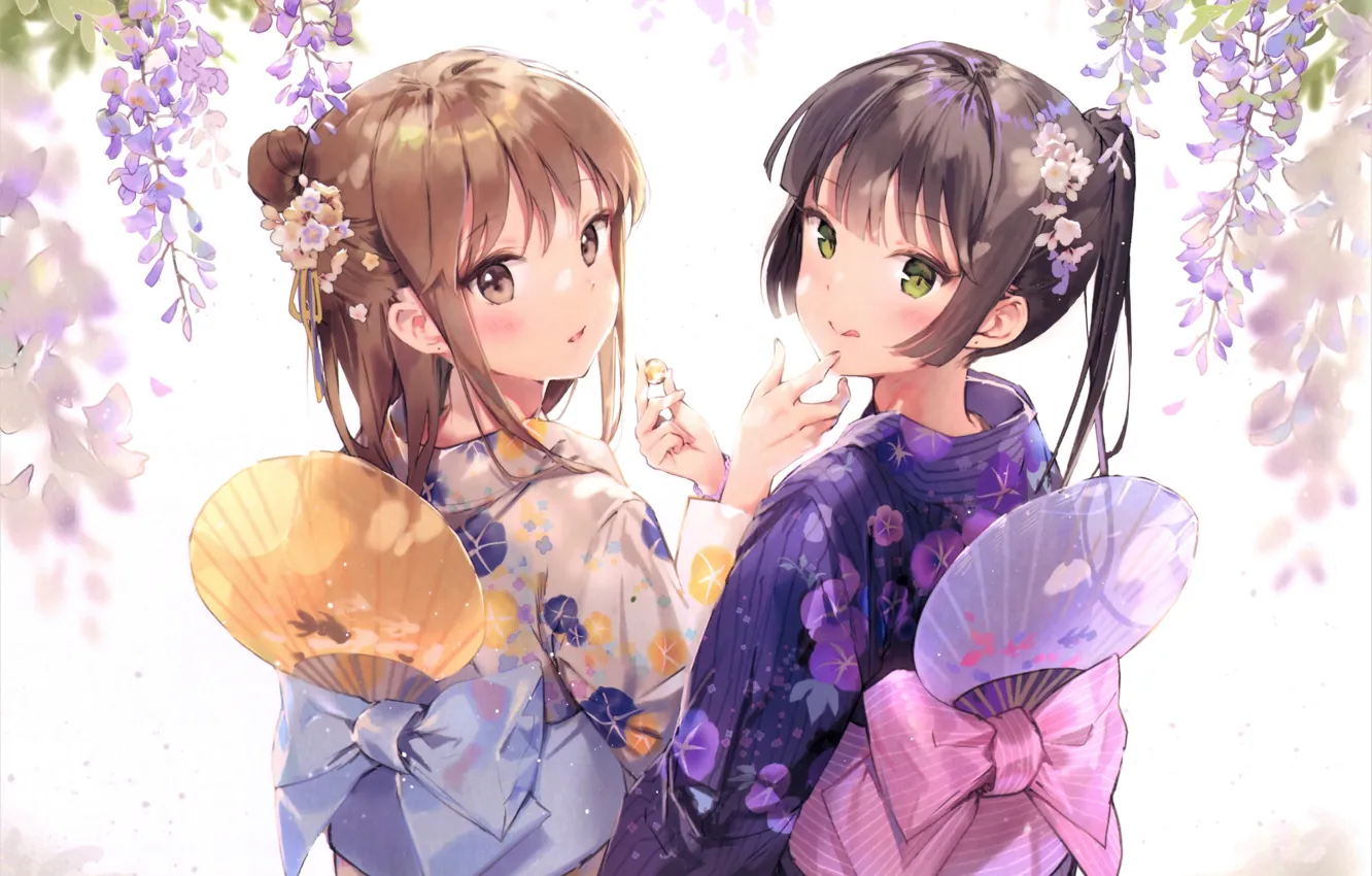 Фото обои веер, кимоно, подруги, цветок в волосах, чёлка, kimono, глициния, вполоборота