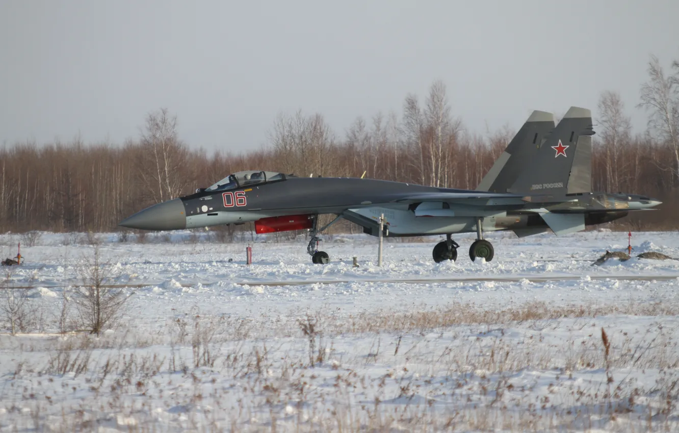Фото обои зима, снег, Истребитель, серийный, Су-35С, подготовка, предвылетная