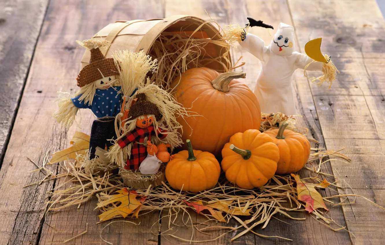 Фото обои осень, корзина, игрушки, доски, тыквы, солома, овощи