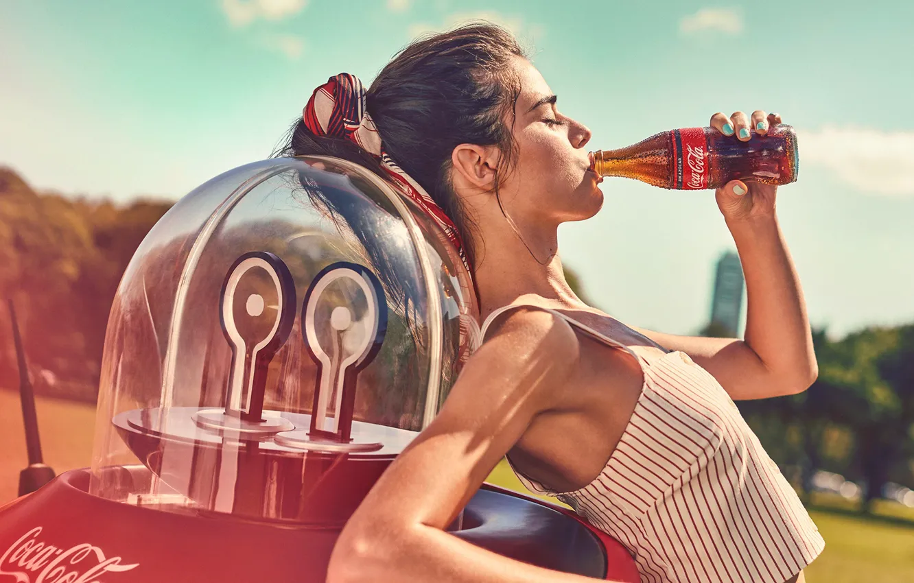 Фото обои girl, hot, coca cola, beautiful, figure, model, pretty, beauty