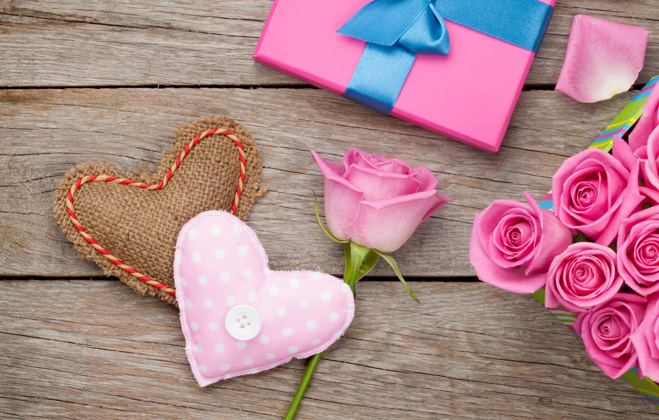 Фото обои любовь, цветы, подарок, романтика, сердце, розы, букет, love