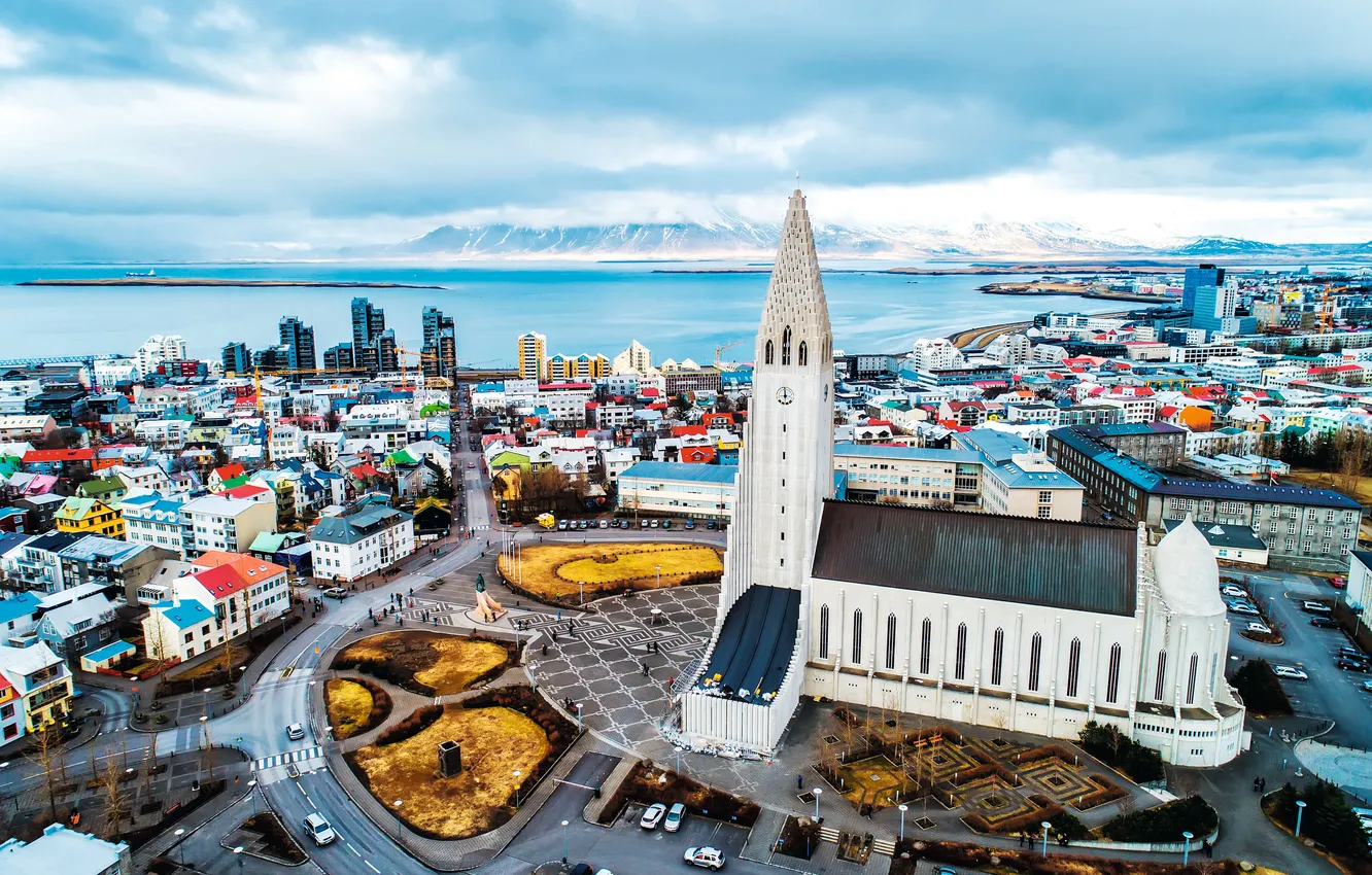 Фото обои city, cathedral, island, iceland, church, reykjavik, hallgrimskirkja