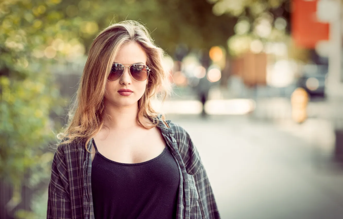 Фото обои девушка, улица, очки, Street Style