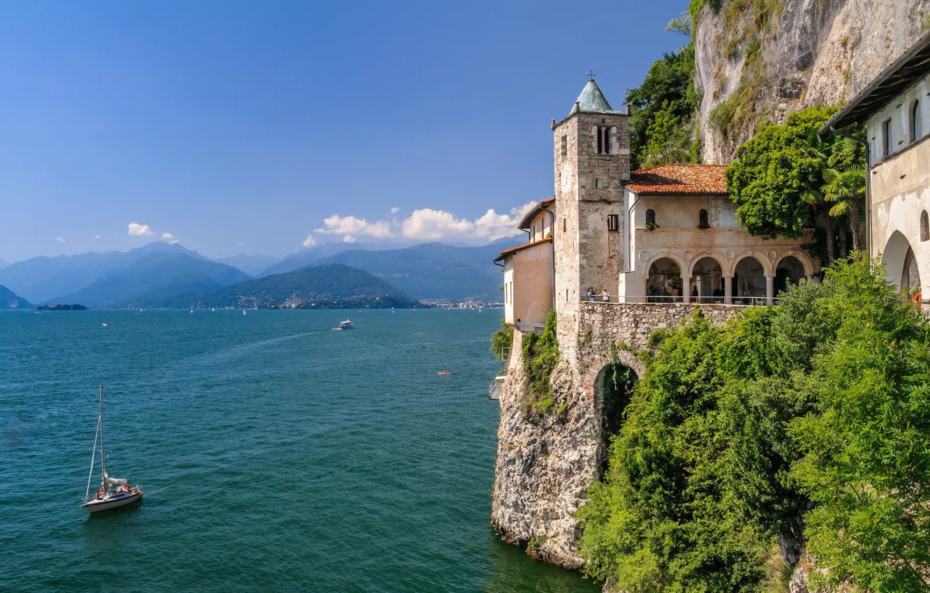 Фото обои озеро, скалы, Италия, церковь, Маджоре, Пьемонт