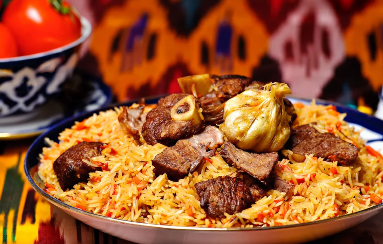 Фото обои еда, лук, мясо, рис, помидор, морковь, блюдо, узбекское блюдо