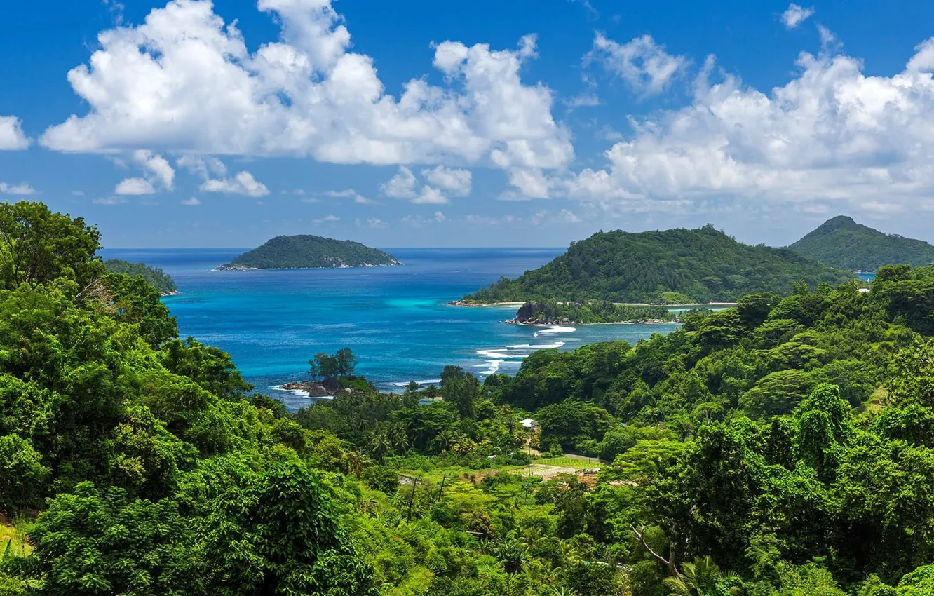 Фото обои острова, тропики, побережье, экзотика, Индийский океан, Republic of Seychelles, зеленые холмы, The island of Mahé …