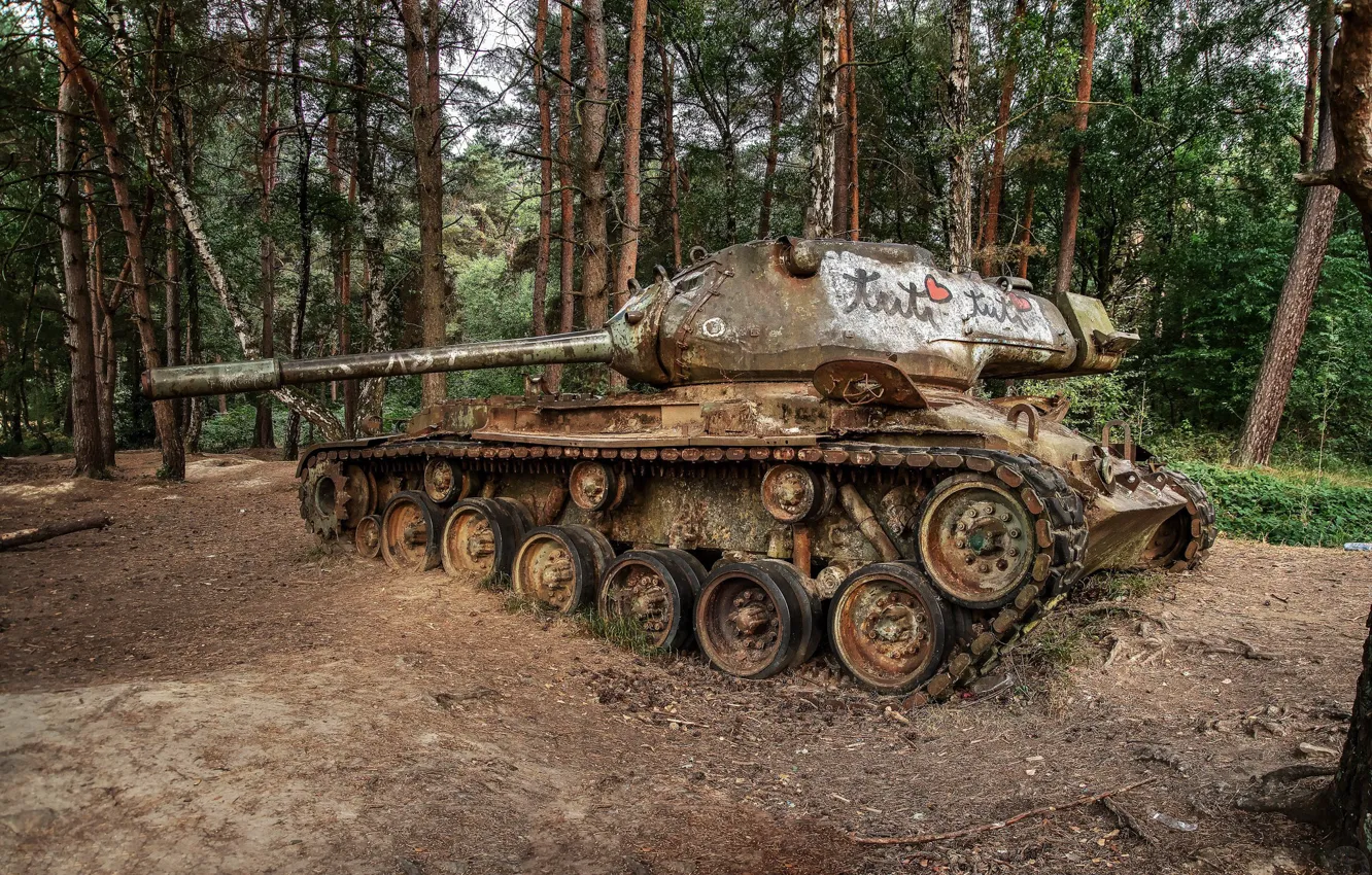 Фото обои лес, ржавчина, танк, старый