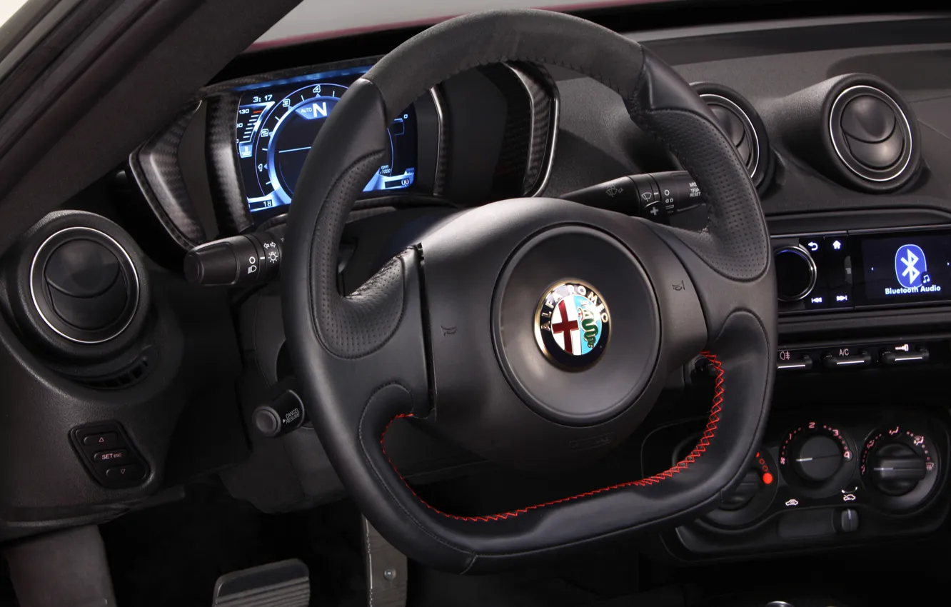 Фото обои красный, руль, салон, launch edition, кожанный, Alfa Romeo 4c