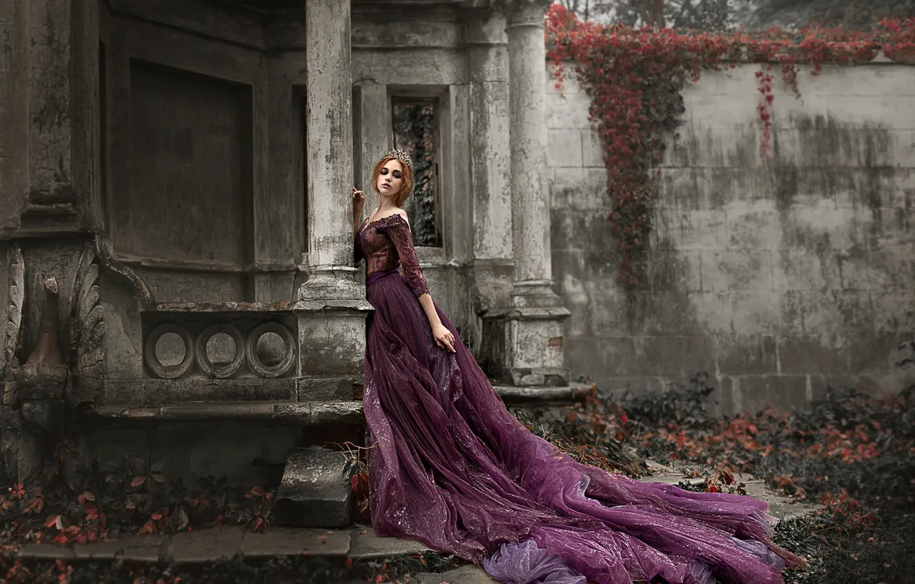 Фото обои девушка, поза, стиль, платье, колонны, Damien Prokhorov