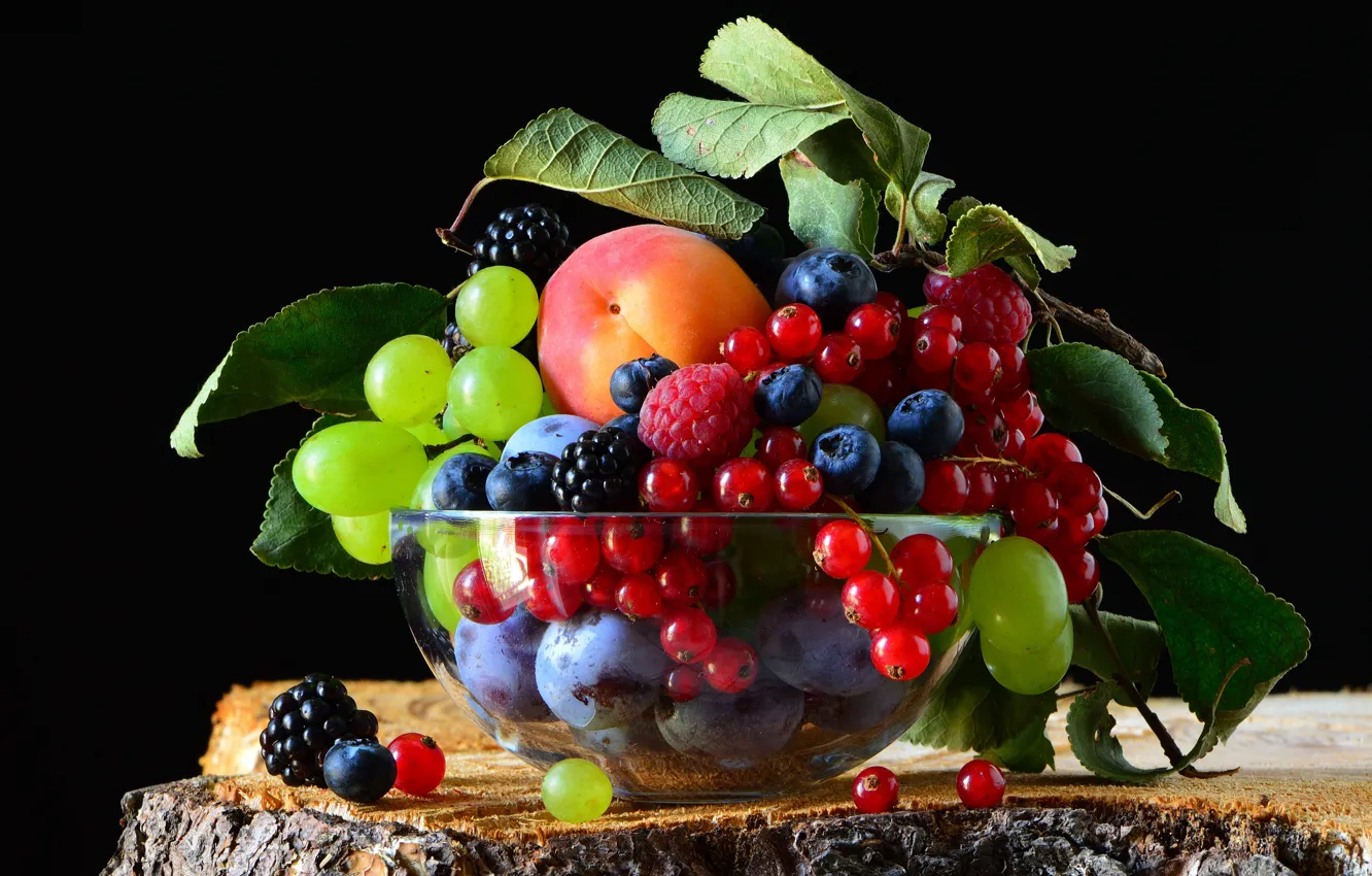 Фото обои еда, миска, фрукты, черный фон, натюрморт, много, разные, композиция
