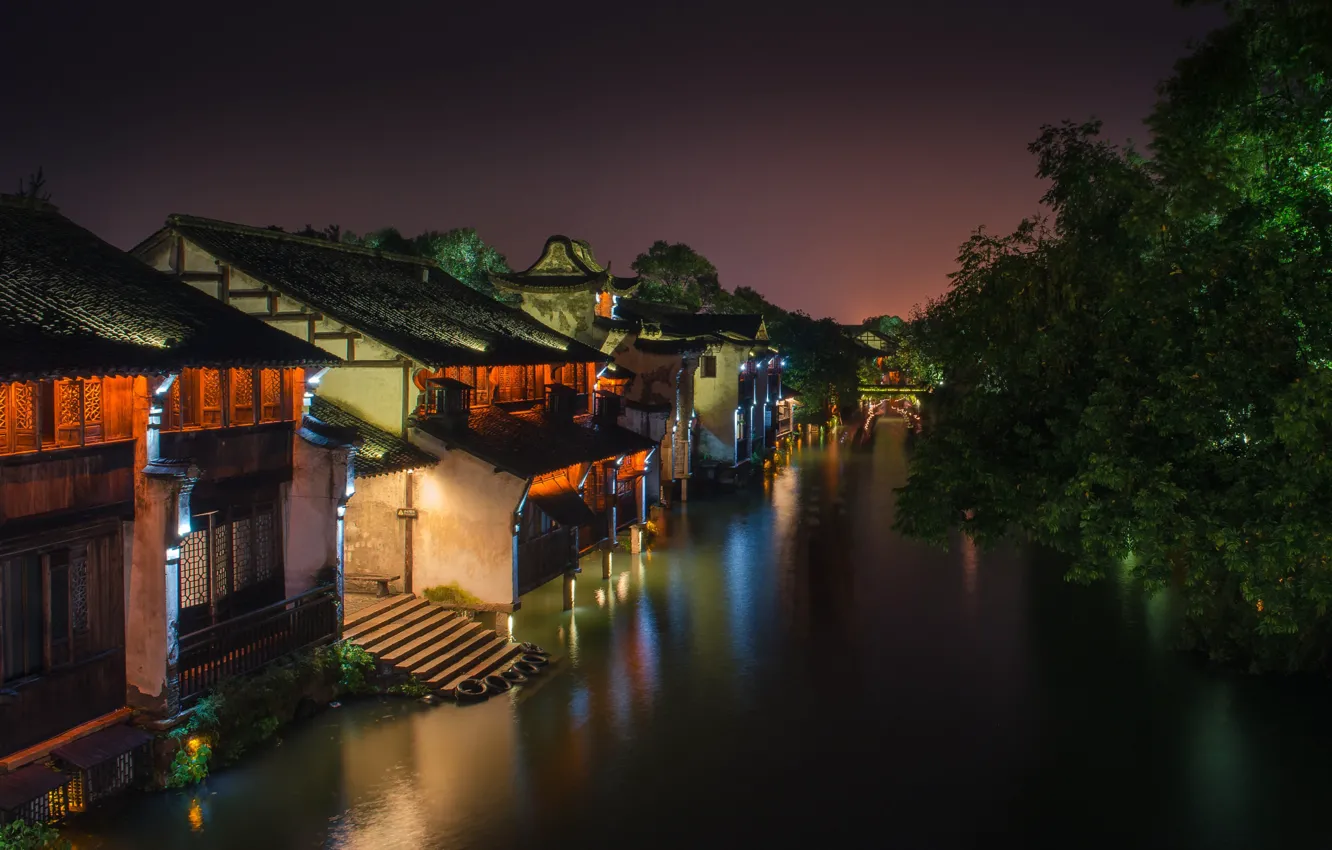 Фото обои вода, ночь, город, улица, дома, освещение, Китай, канал