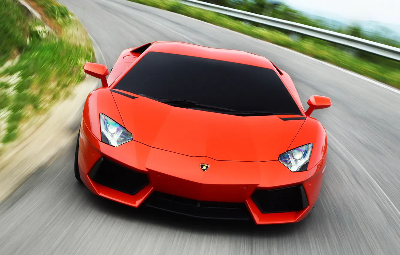 Фото обои дорога, фон, фары, Lamborghini, красотка, Aventador LP700-4