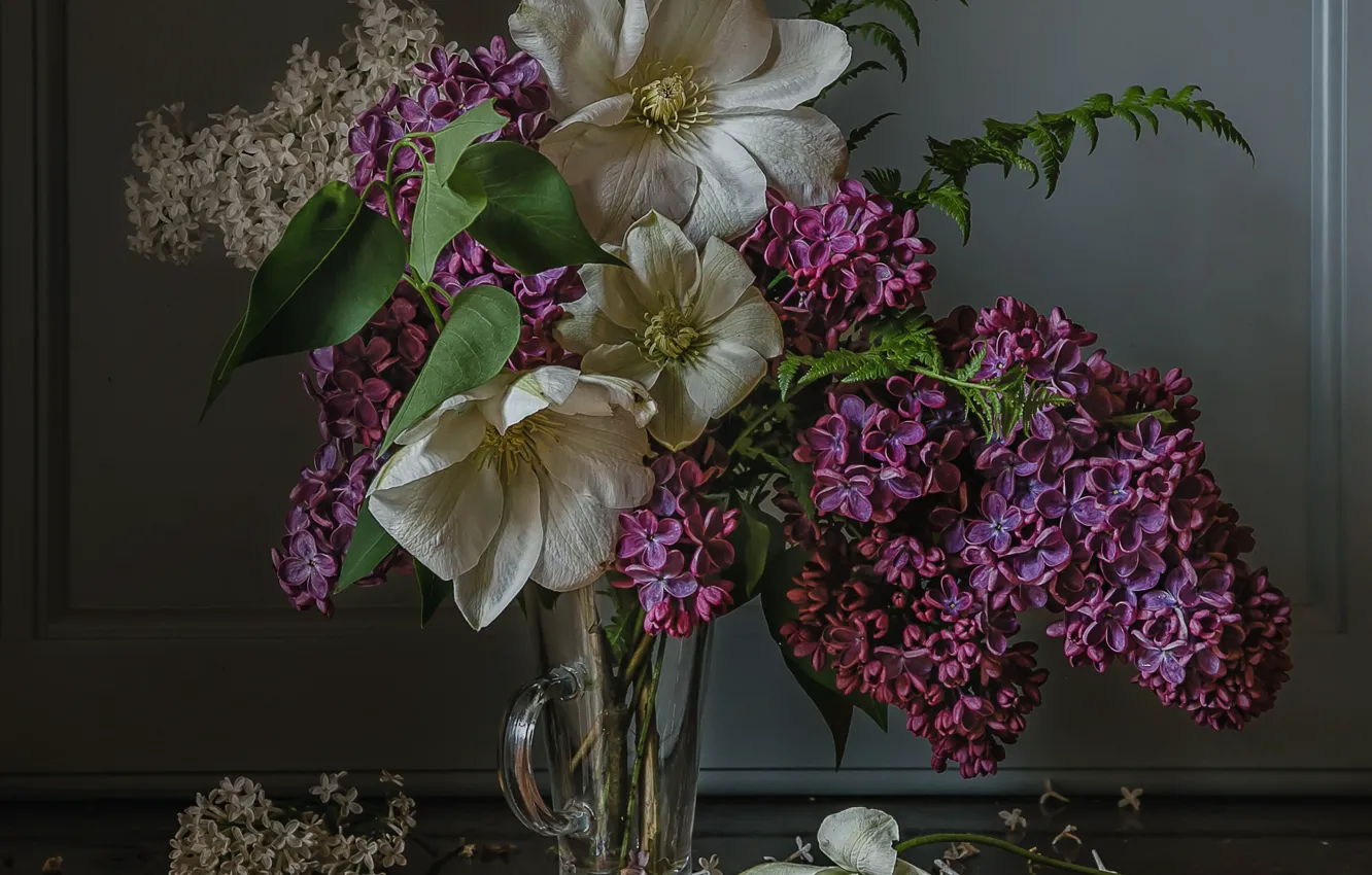 Фото обои цветы, бокал, сирень, Анна Петина, клематисы