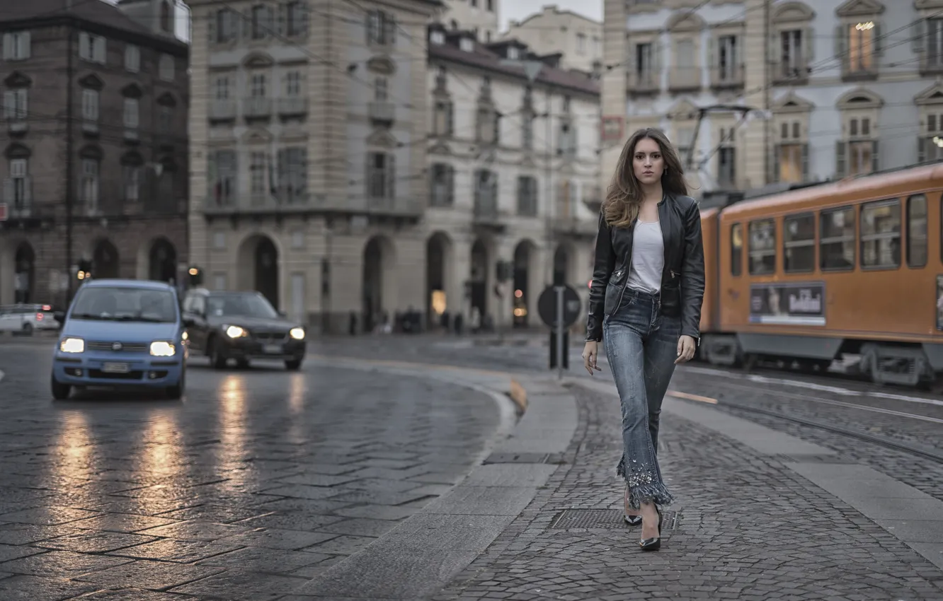 Фото обои взгляд, город, стиль, улица, модель, куртка, Chiara