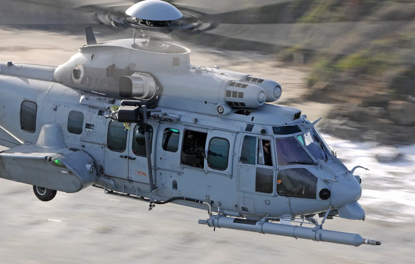 Фото обои Вертолет, Стрелок, Airbus, ВВС Франции, Airbus Helicopters, Armée de l'Air, H225, Airbus Helicopters H225M
