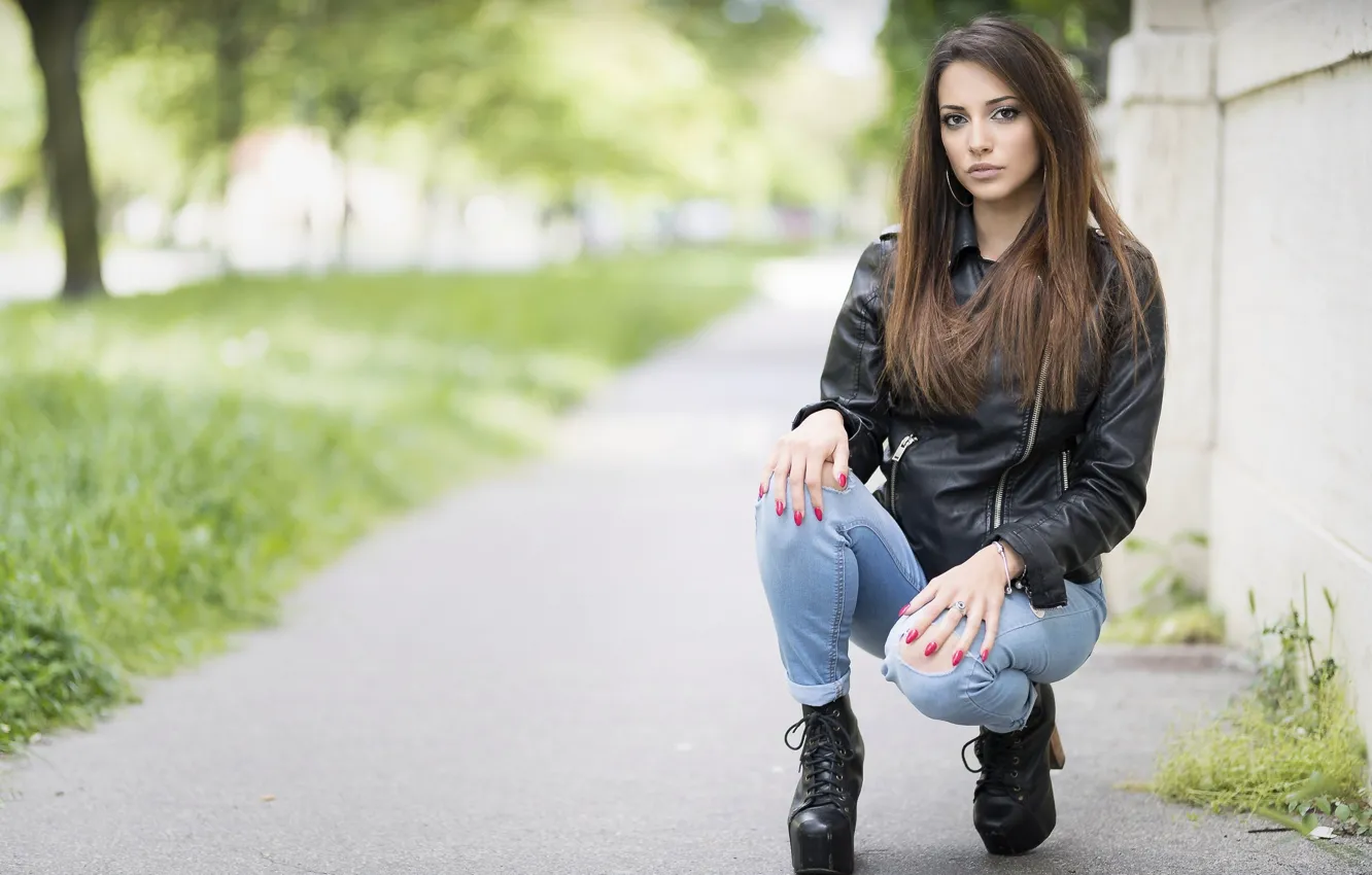 Фото обои girl, leather, look, cute, jacket