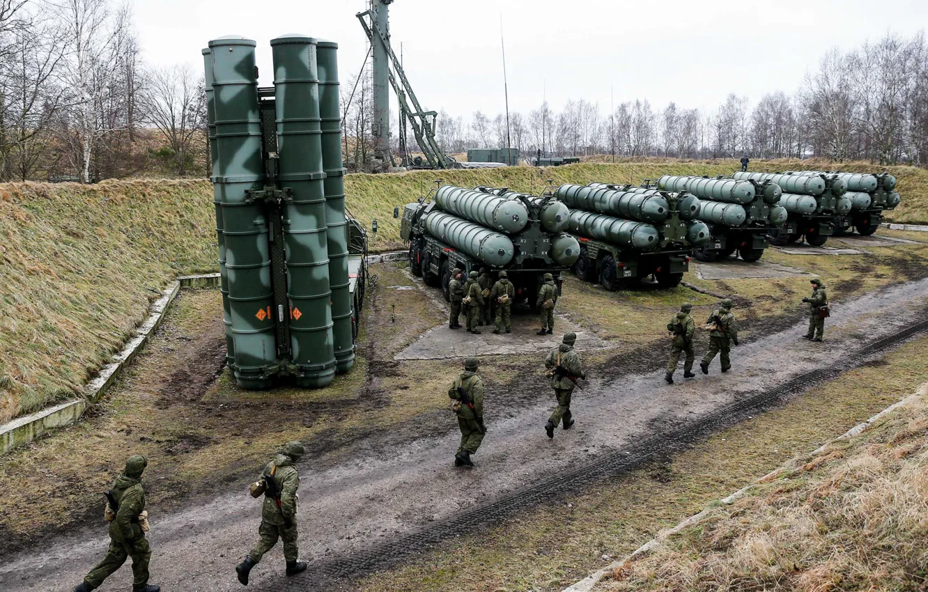 Фото обои солдаты, Россия, С-400, ПВО, Калининградская область, S-400, зенитная ракетная система, подразделения ПВО Балтийского флота