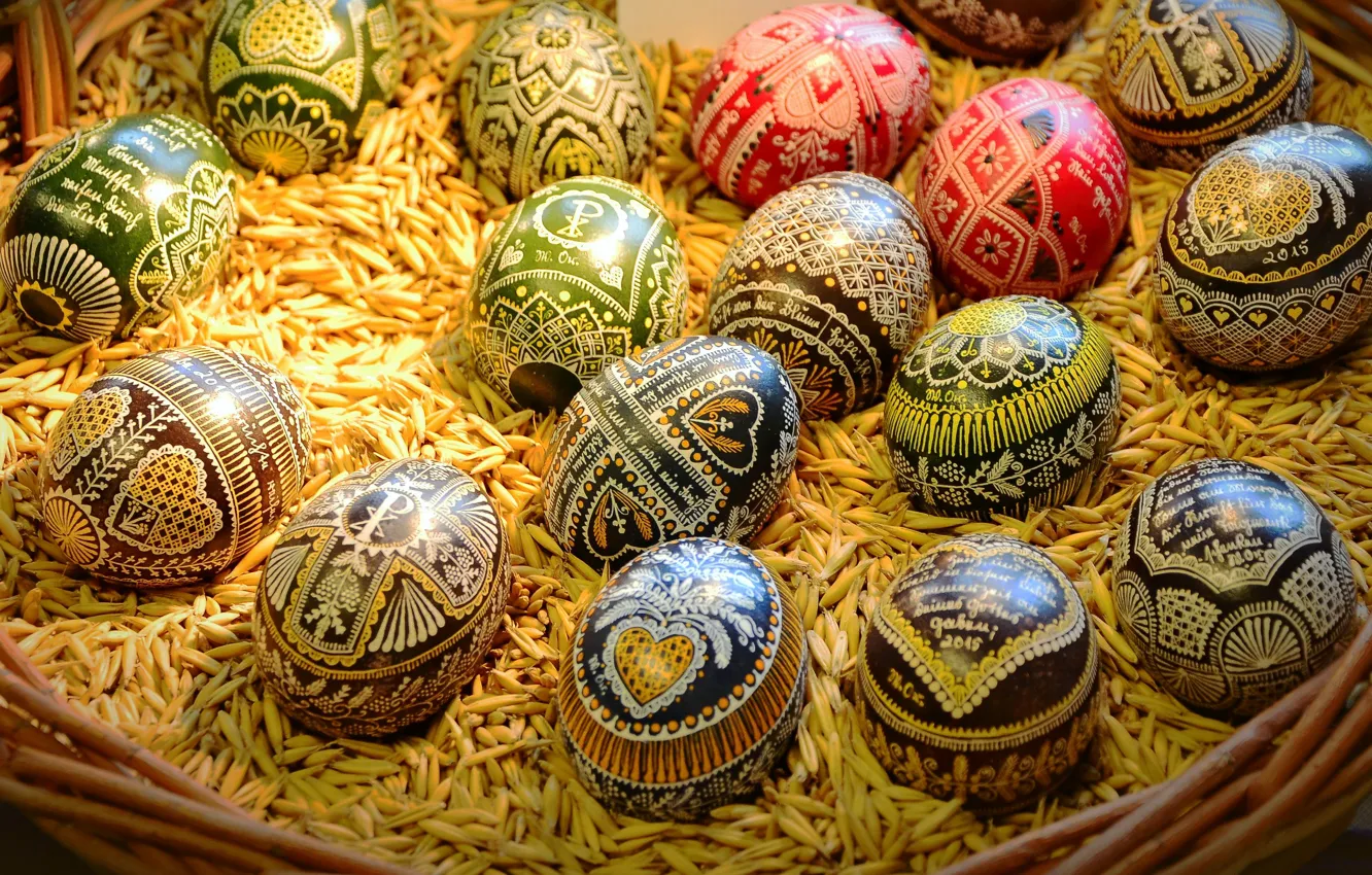 Фото обои праздник, яйца, Пасха, корзинка, зёрна, Easter, писанки