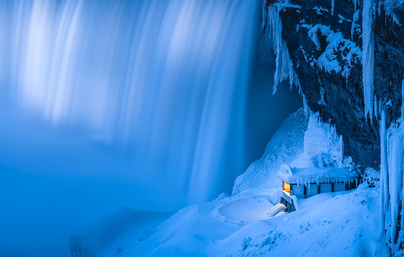 Фото обои зима, снег, скала, водопад, лёд, Ниагара, домик, Canada