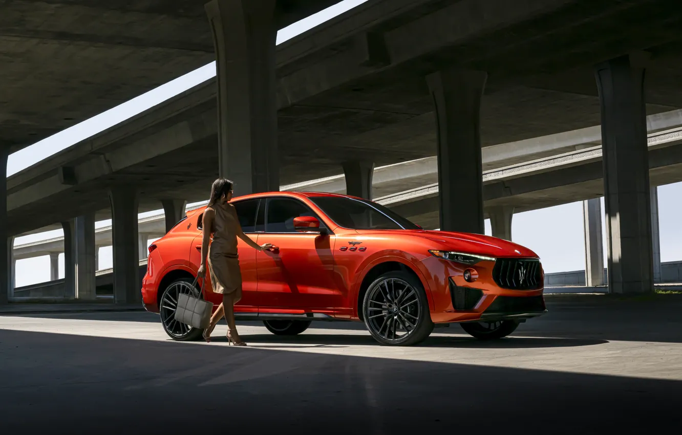 Фото обои car, Maserati, girl, orange, Levante, Maserati Levante Trofeo