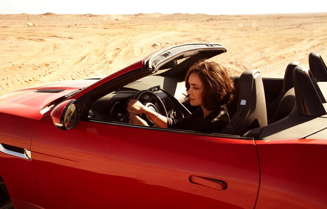 Фото обои машина, актриса, брюнетка, автомобиль, Shannyn Sossamon