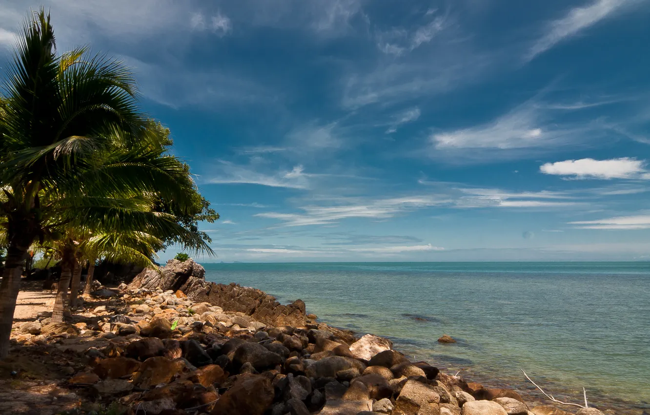 Фото обои море, пляж, небо, камни, пальмы, Океан, Тайланд, Thailand